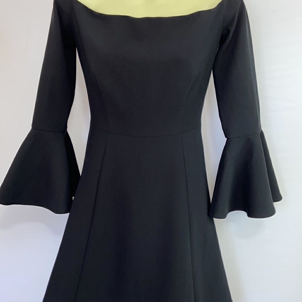 Cinq A Sept Dress Black Mini Off Shoulder Bell Sleeves Excellent U.S. Sm… - Picture 3 of 8